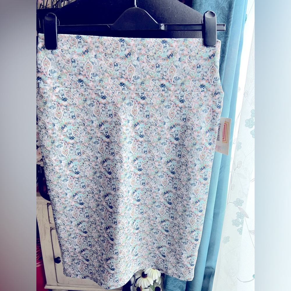 Lularoe cassie pencil skirt